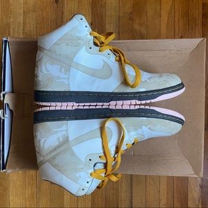 Nike Dunk Hi 1-Piece White/Khaki Pink Ice- size10M
